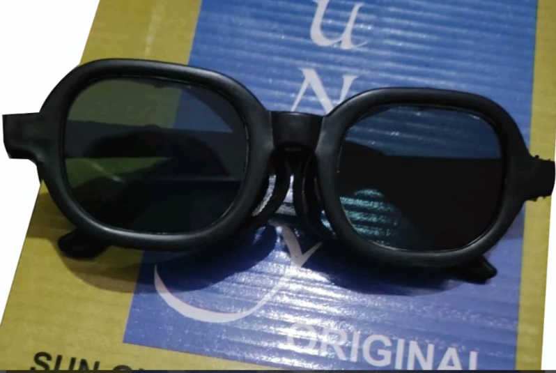 Plastic Black Welding Goggles